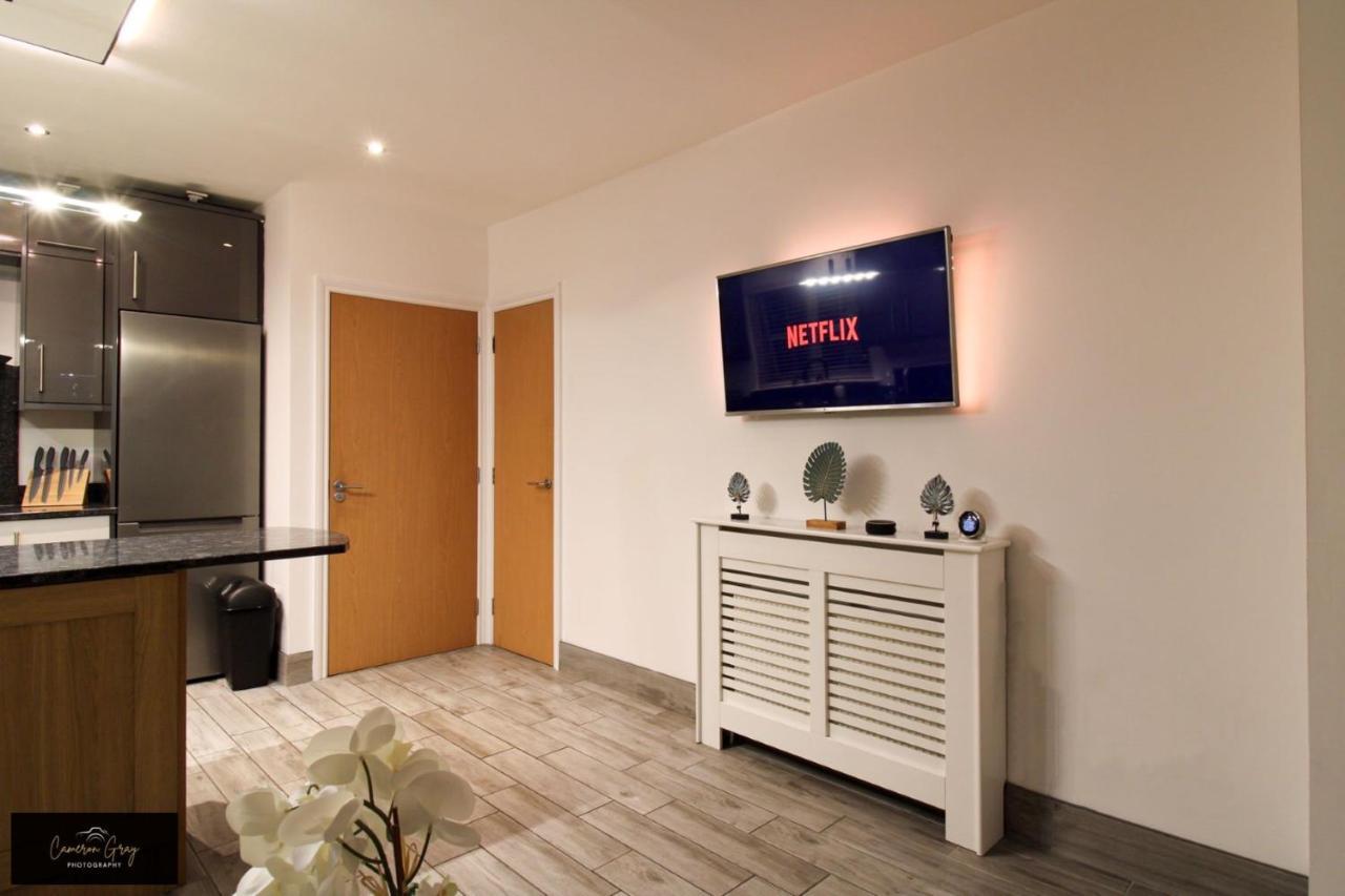 Nice 2 Bed House, Office, Wi-Fi, Free Parking Белфаст Экстерьер фото