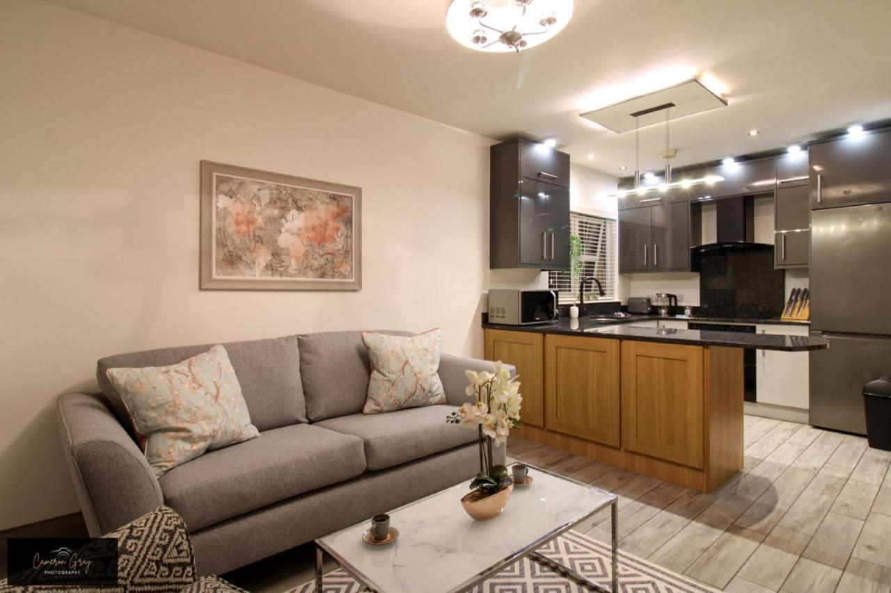 Nice 2 Bed House, Office, Wi-Fi, Free Parking Белфаст Экстерьер фото