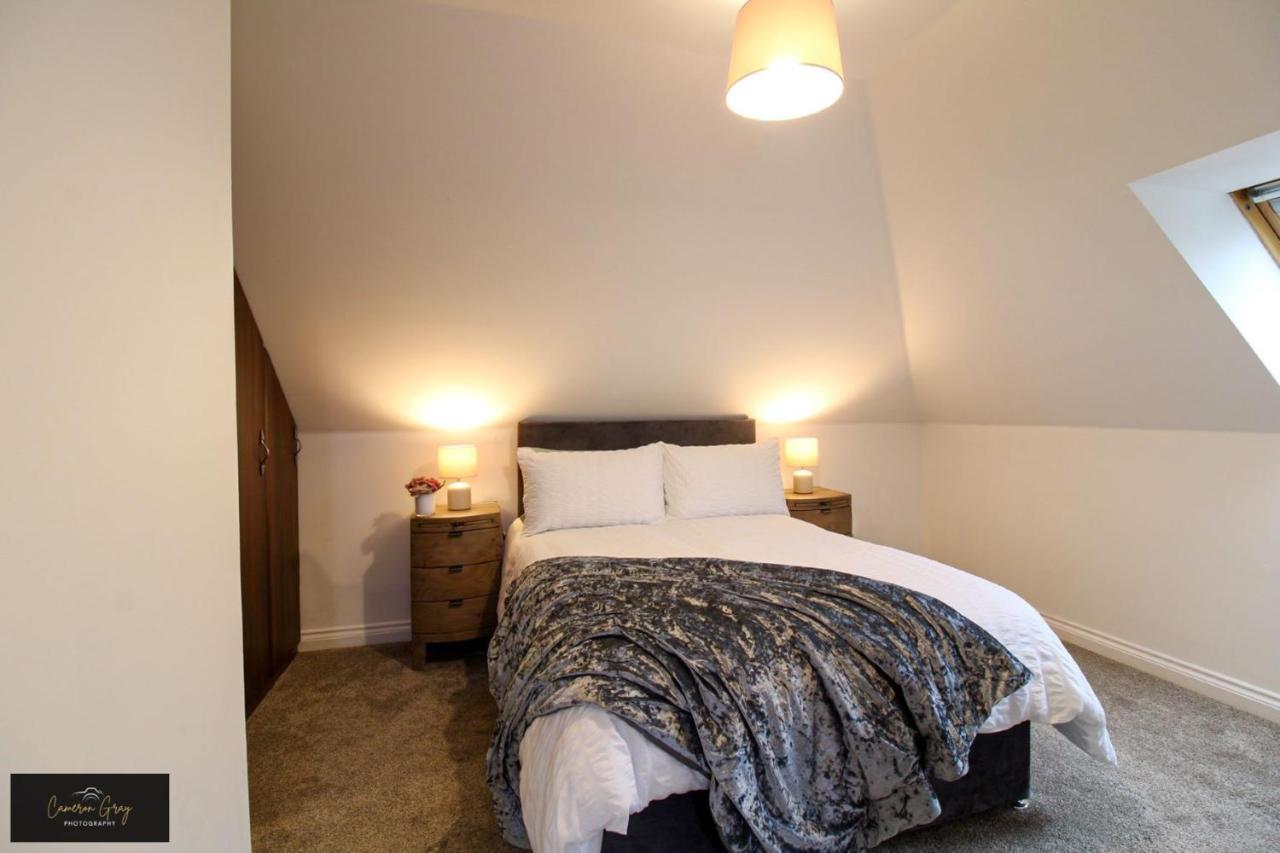 Nice 2 Bed House, Office, Wi-Fi, Free Parking Белфаст Экстерьер фото