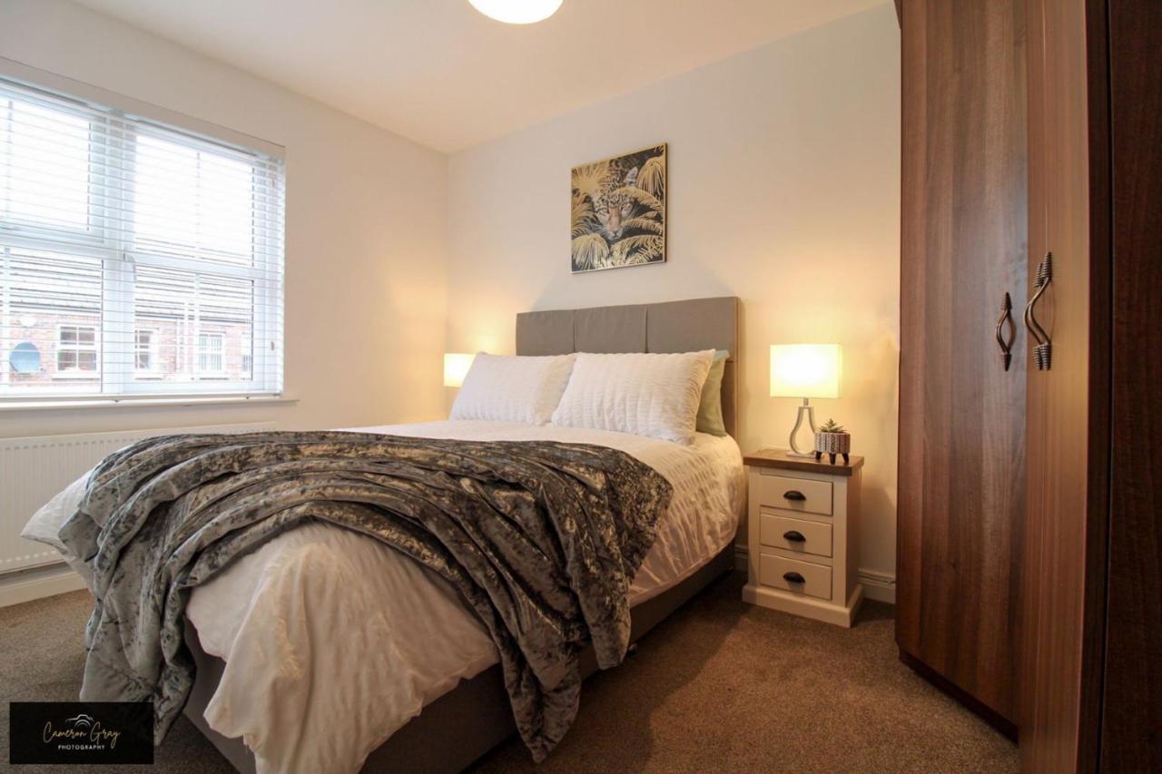 Nice 2 Bed House, Office, Wi-Fi, Free Parking Белфаст Экстерьер фото